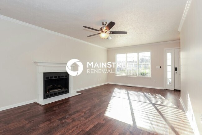 Foto del edificio - 3 Bedroom Pet-Friendly Home in OLD HICKORY, TN with Main Street Renewal