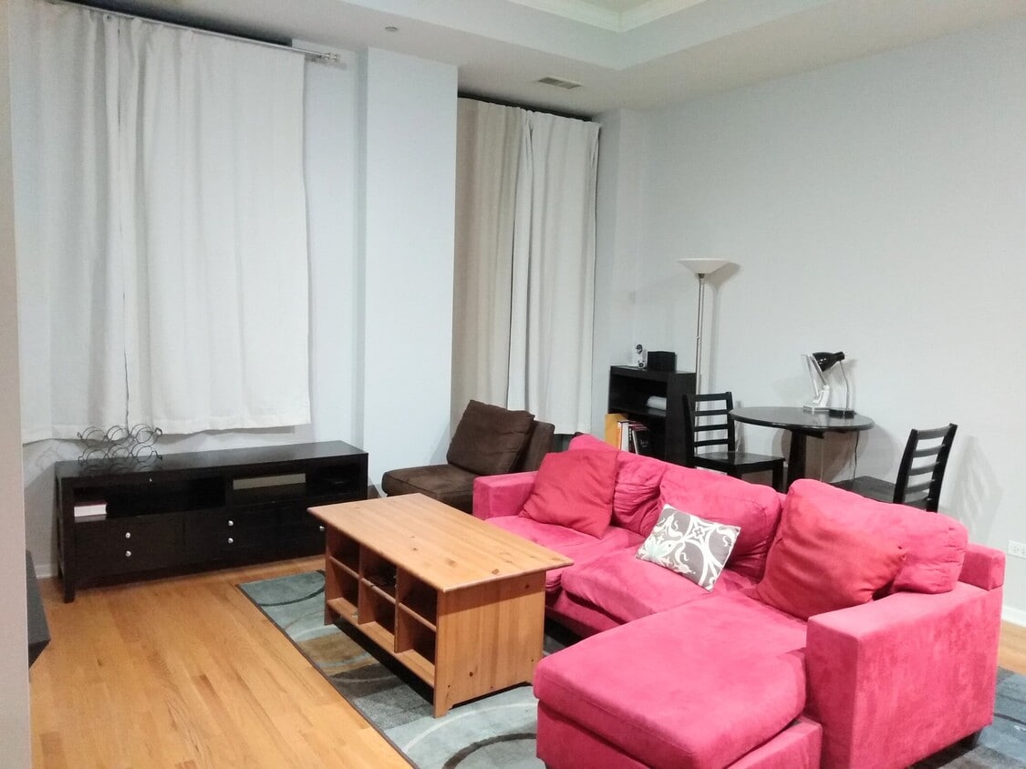 Photo - 208 W Washington St (Chicago, IL)