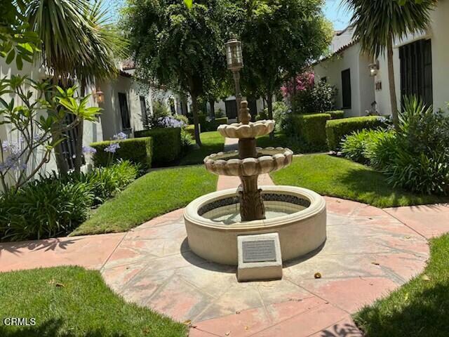 Foto principal - 384 S Marengo Ave