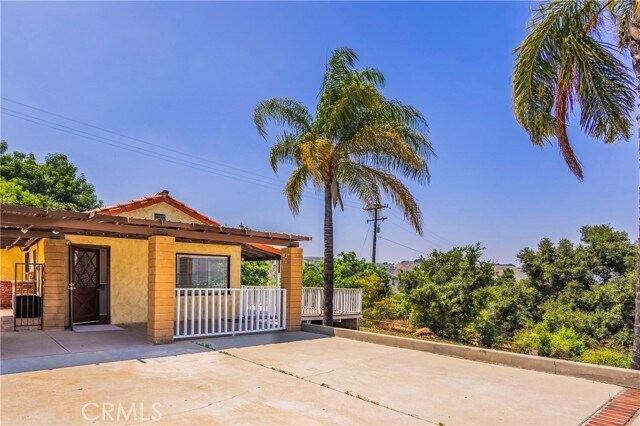Primary Photo - 14854 Las Tunas Dr