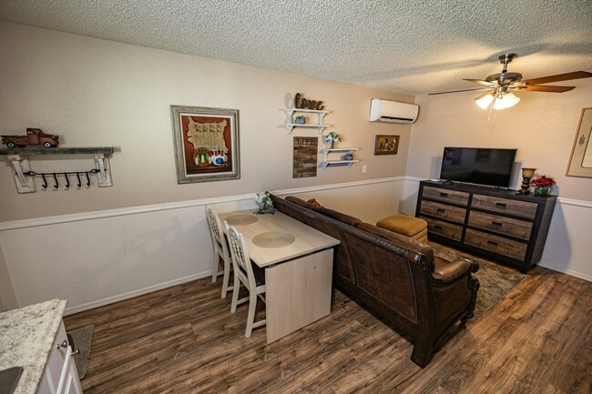 Building Photo - 26986 E Florence-Kelvin Hwy