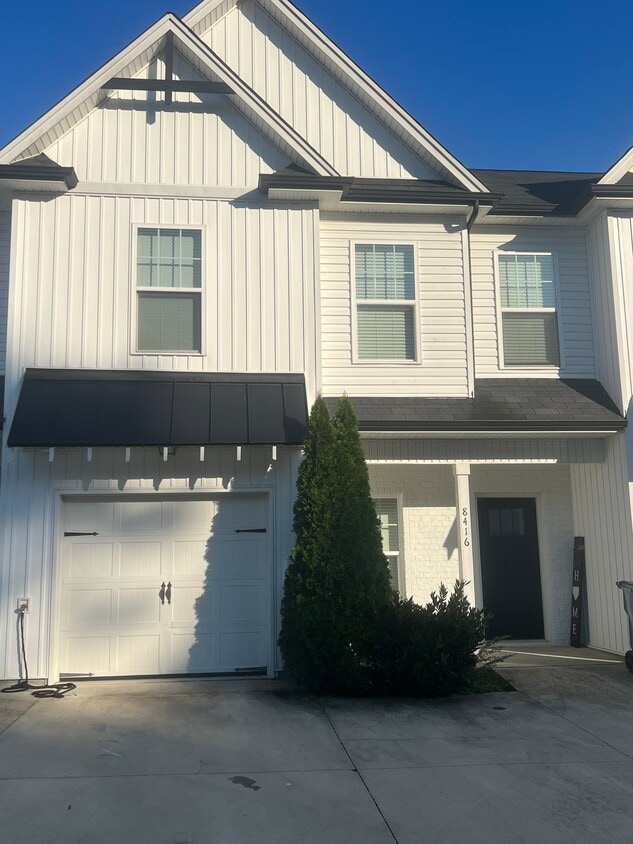 8416 Brookmoor Ln, Ooltewah, TN 37363 Townhome Rentals in Ooltewah TN