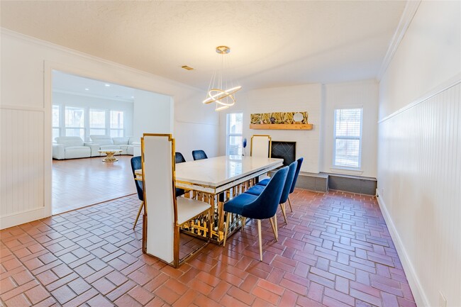 Building Photo - 11407 Iberia Dr