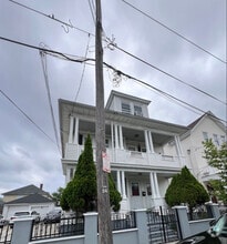 Building Photo - 196 New York Ave