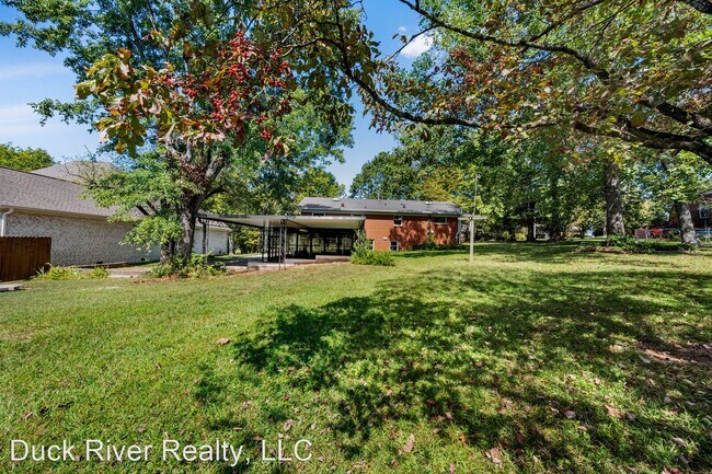 Building Photo - 3 br, 2 bath House - 419 Woods Dr