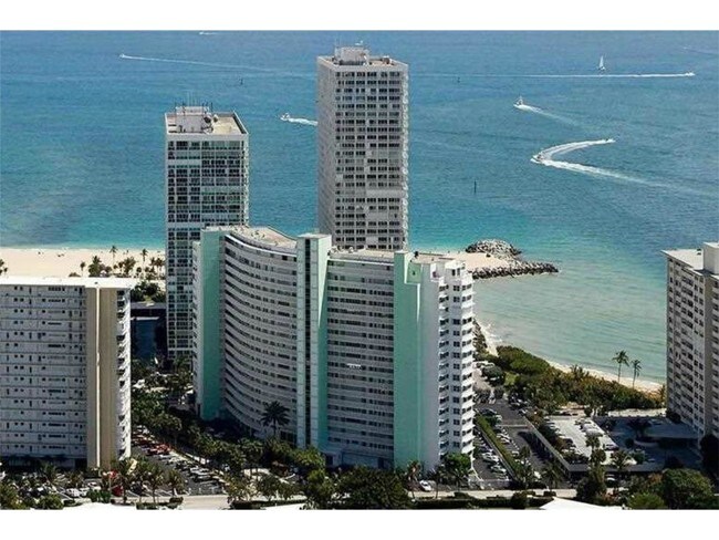 Building Photo - 2000 S Ocean Dr