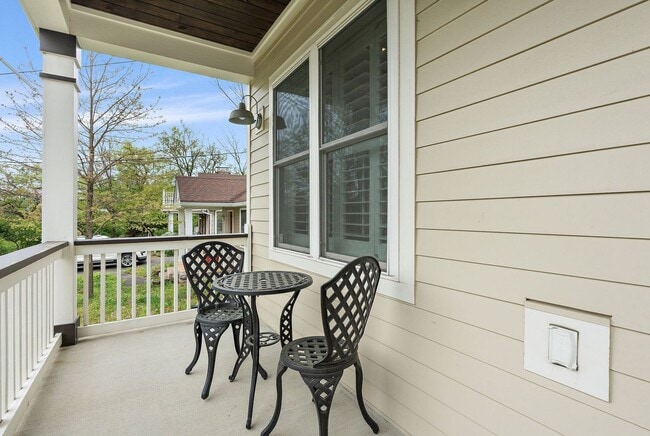 Building Photo - 414B St Francis Ave