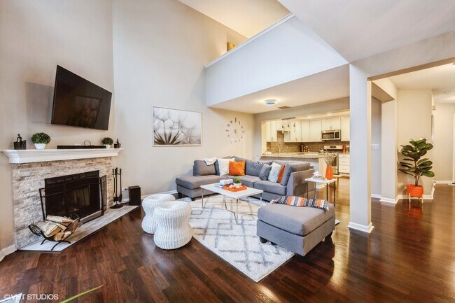 Foto del edificio - 3214 Renard Ln