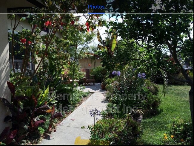 Foto del edificio - 5387 Brockbank Pl