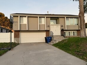 Building Photo - 7165 S 2780 E