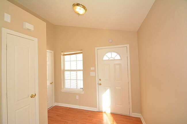 Building Photo - 9723 Centennial Ct