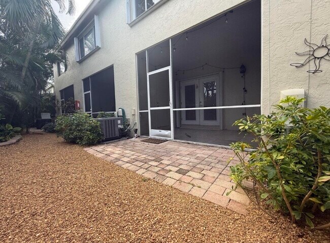 Foto del edificio - 926 Kokomo Key Ln