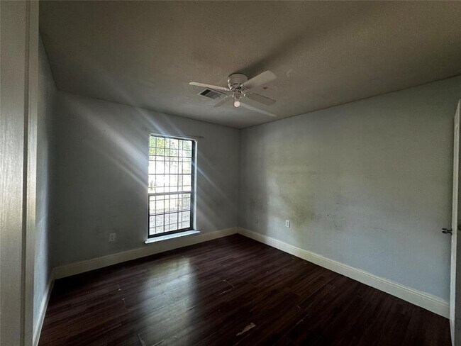 Foto del edificio - 4112 Engleford St