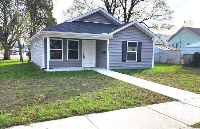 Building Photo - Brand New 2 Bedroom 2 Bathroom Home!