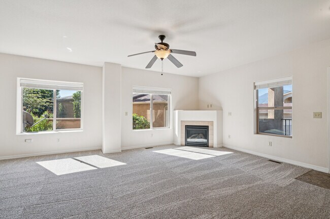 Foto del edificio - 1530 Little Bear Creek Pt