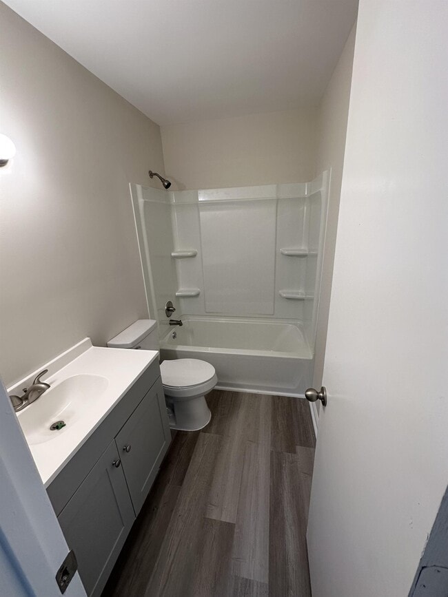 Building Photo - 4701 Courtney Ln