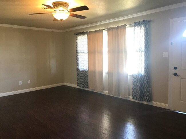 Building Photo - 2505 52nd St