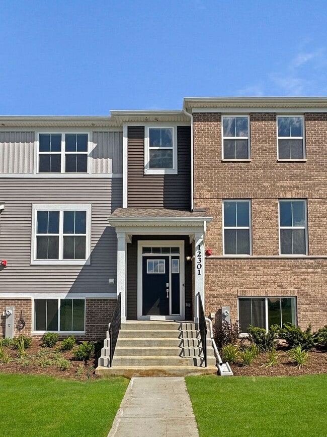 Building Photo - 12301 Tinsley St