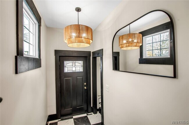 Foto del edificio - 66 McKinley Ave