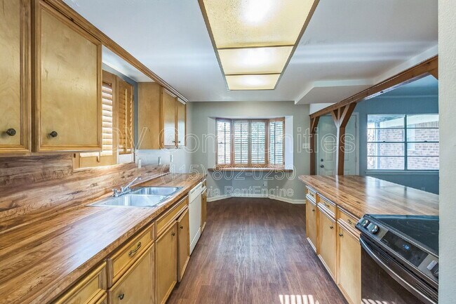 Foto del edificio - 13331 Villagrove Dr