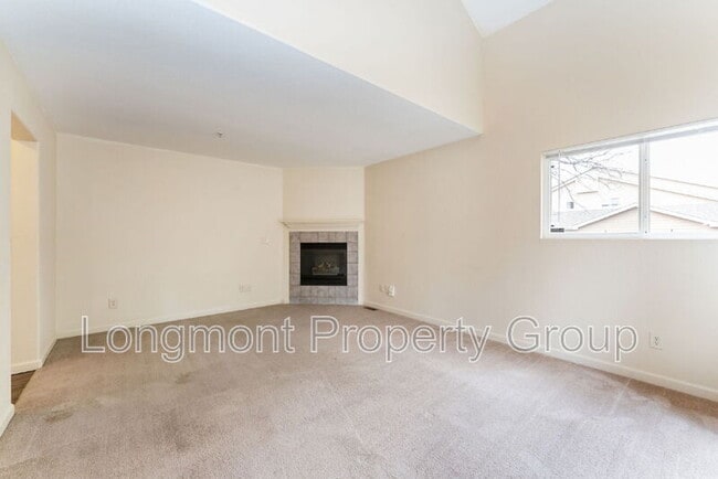 Photo - 1601 Great Western Dr Townhome