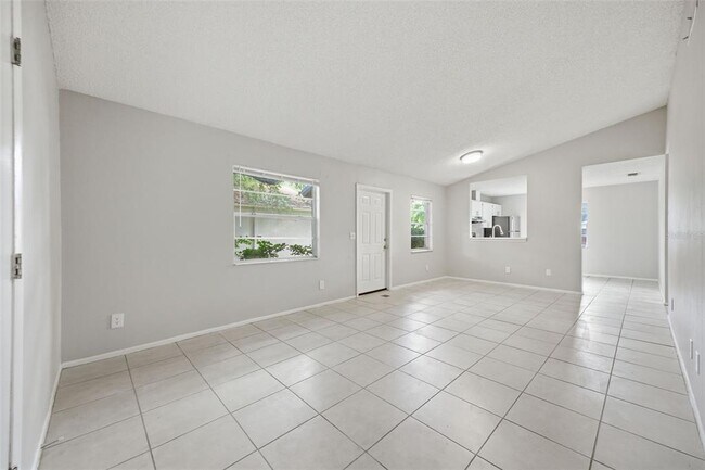 Foto del edificio - 3141 Huron Ave