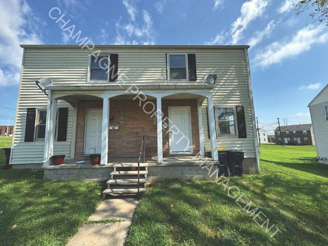 Foto principal - 9519-9521 Charlotte St