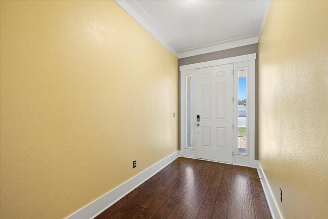 Foto del edificio - 4324 Tallwood Ct