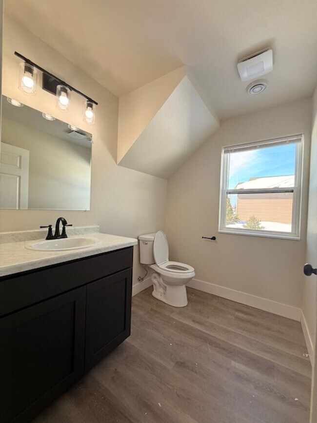 Foto del edificio - 2810/2812 16th St S