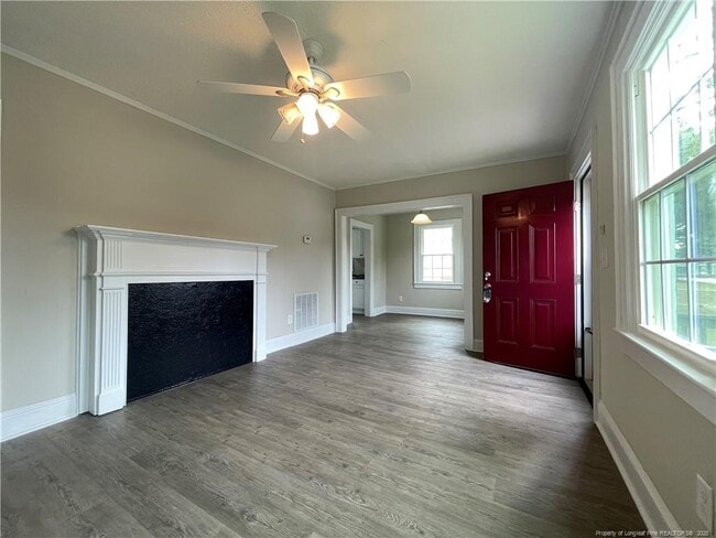 Building Photo - 216 Oakland Dr