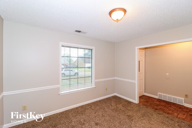 Foto del edificio - 6990 Scepter Cove