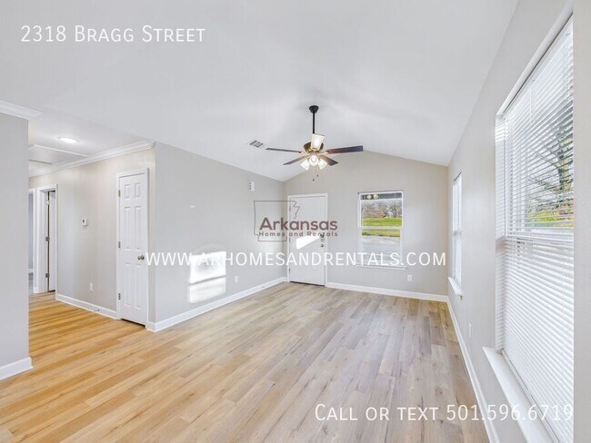 Foto del edificio - 2318 Bragg St