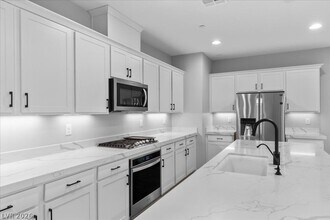 Building Photo - 10423 Stroma Ave