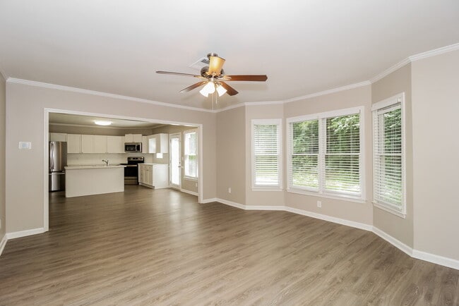 Building Photo - 2969 Kaley Dr NW