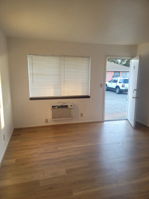 Foto del edificio - 6105 44th St