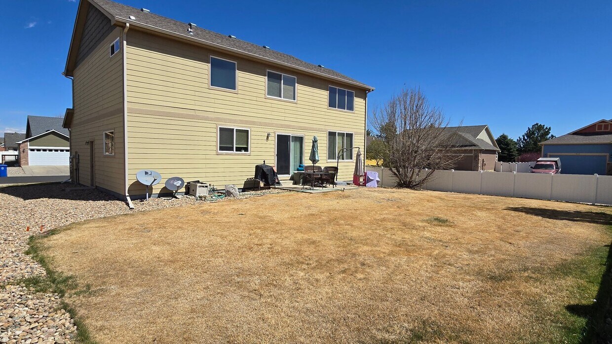 Foto del edificio - 3 Bedroom, 2.5 Bath - 2 Story Home in Loveland