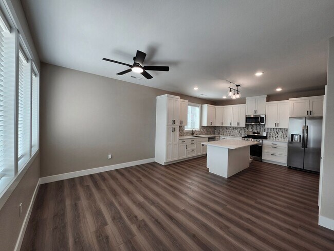 Foto del edificio - 5305 W Jay St