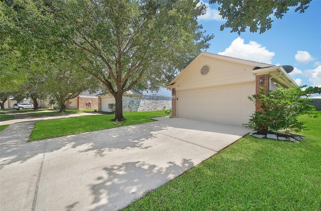 Building Photo - 3602 Bent Springs Ln