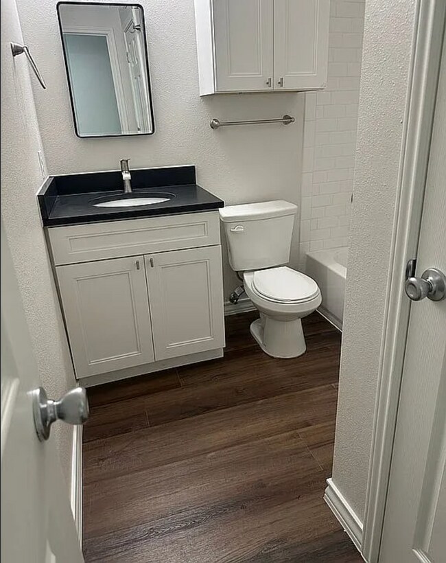 Foto del edificio - 9711 Chelsea Cir