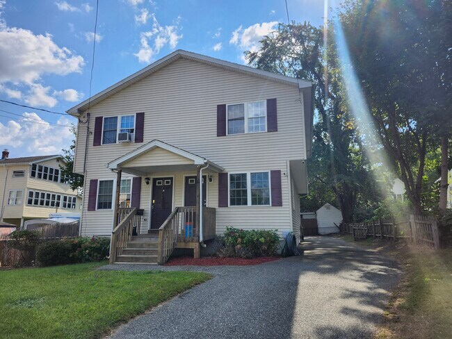 Front - 86-88 Brook St