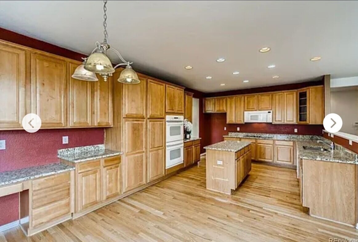 Foto del edificio - 11087 Valleybrook Cir