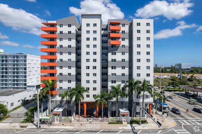 Foto del edificio - Pinnacle Park