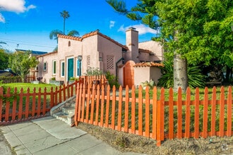 Building Photo - 506 Palomar Ave