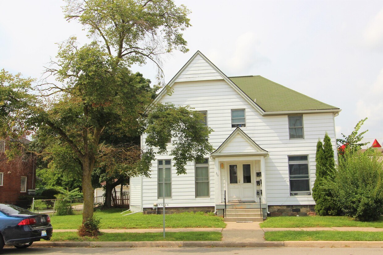 315 N Washington St Unit 1, Ypsilanti, MI 48197 Apartments 315 N