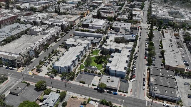 - Oak Park Apartments