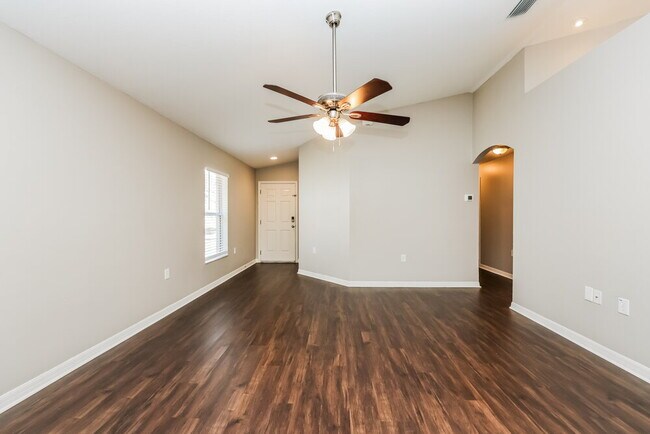 Foto del edificio - 18530 Kentisbury Ct