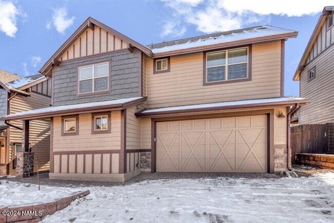 Building Photo - 2591 W Pollo Cir