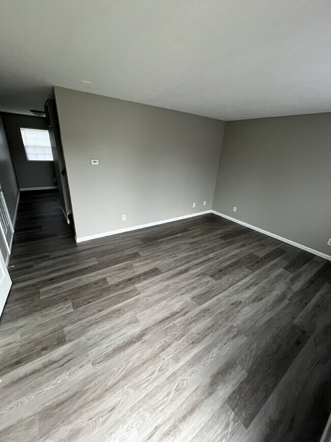 Foto del edificio - 307 Onyx Dr