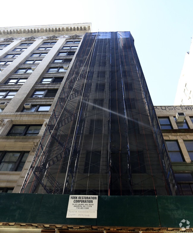 Foto del edificio - 34 W 17th St