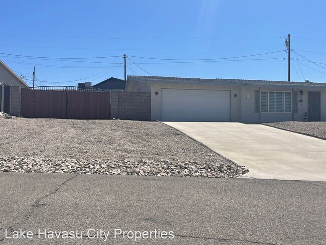 Foto del edificio - 2 br, 2 bath House - 2600 Huntington Dr.